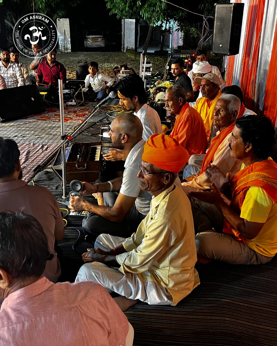 Local Rajasthan bhajan singers performing all night.